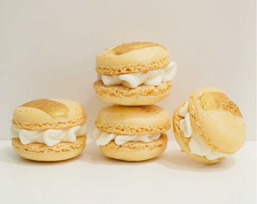 Wedding Cake Macaron